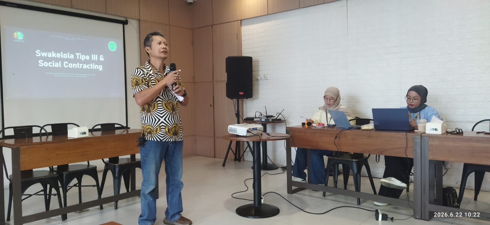 Menemani yang Sering Ditinggalkan: Pentingnya Pendampingan bagi Orang dengan HIV di Tengah Ancaman Berakhirnya Dukungan Program