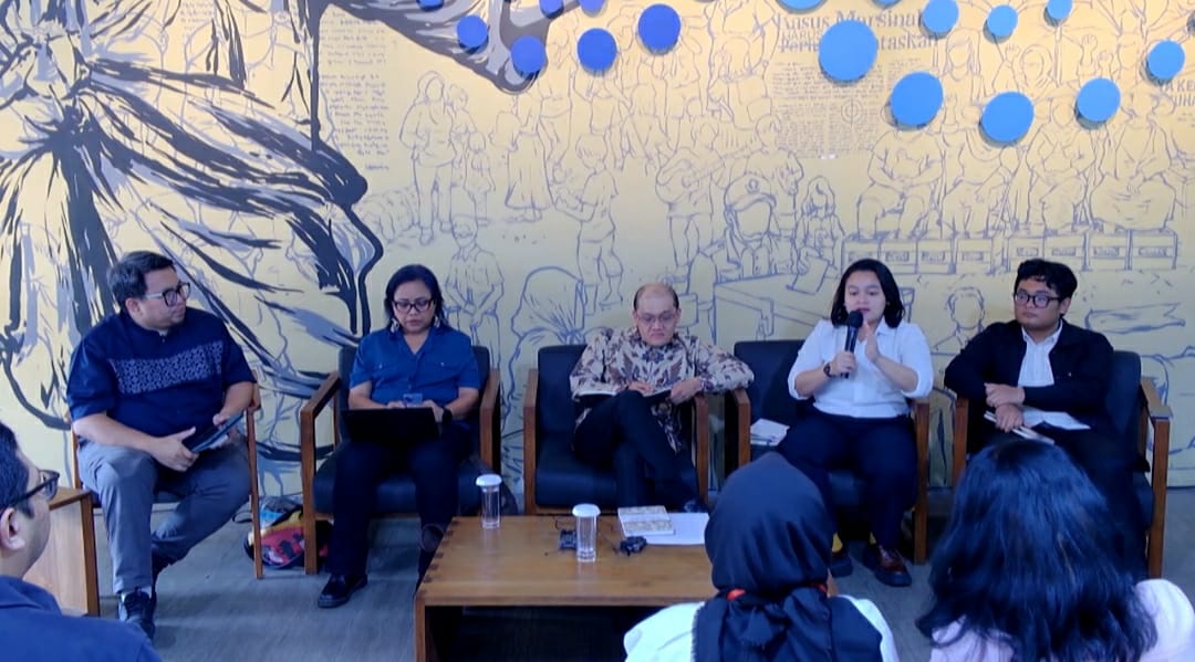 Romo Hendri: Masalah Demokrasi Indonesia Bukan Kemunduran, tetapi Fondasi yang Tak Pernah Kokoh